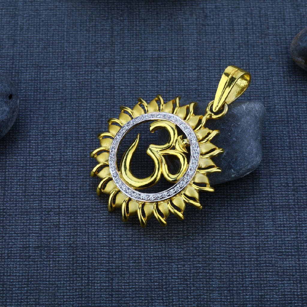 Men's Exclusive 22K Om Gold Pendant- GP21