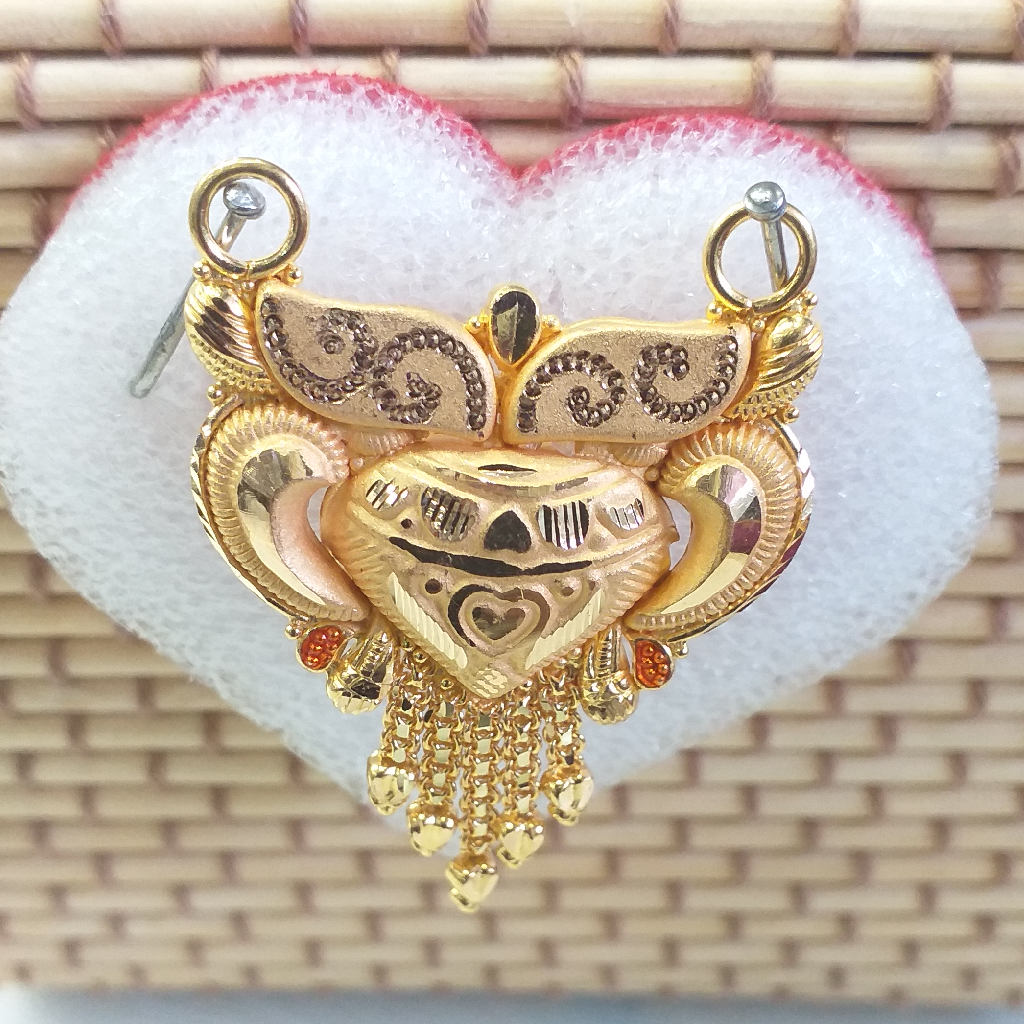 Gold mangalsutra pendant with outlet weight