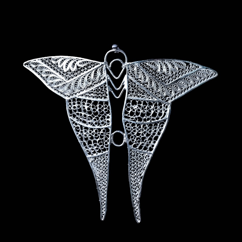 Silver modern design pendants