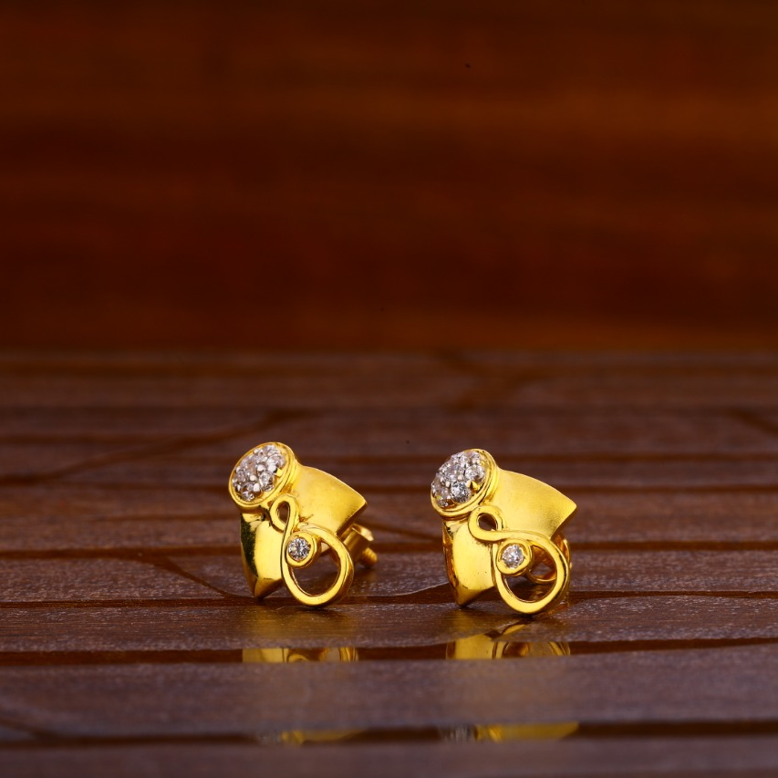 22KT Gold Delicate Ladies Tops Earrings LTE270