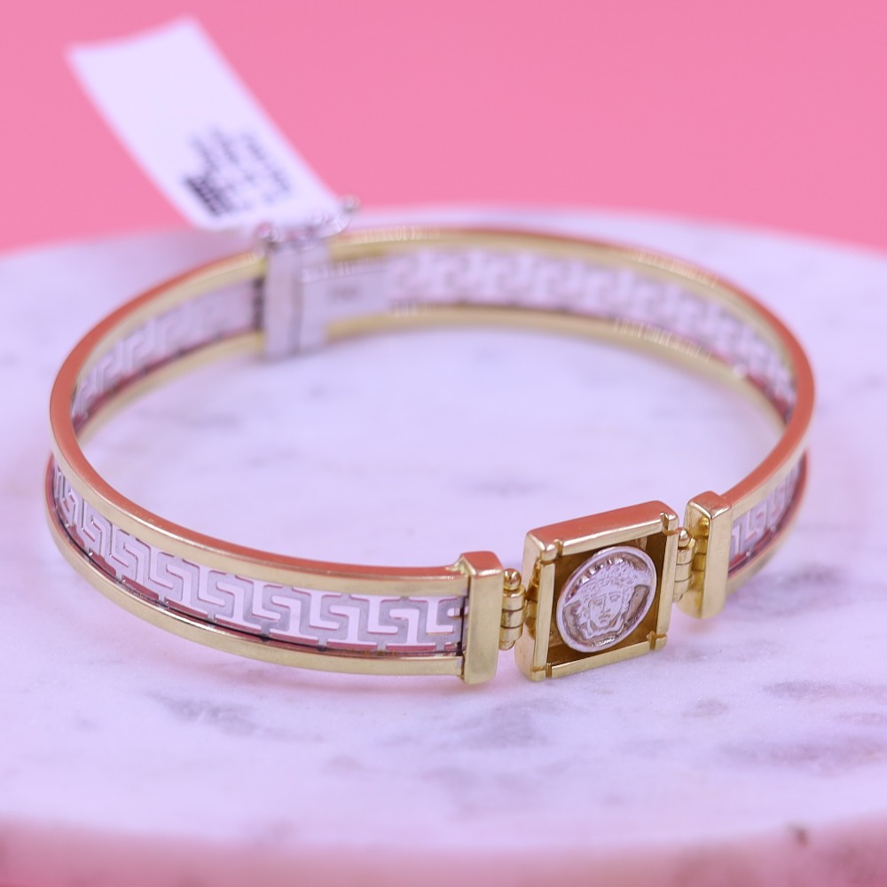 Versace-inspired 18kt gold bracelet