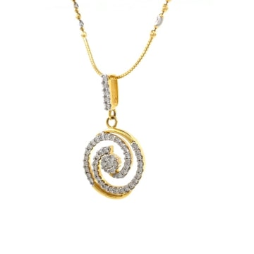 Round Sheap Pendant Set in 18k Gold And Diamond