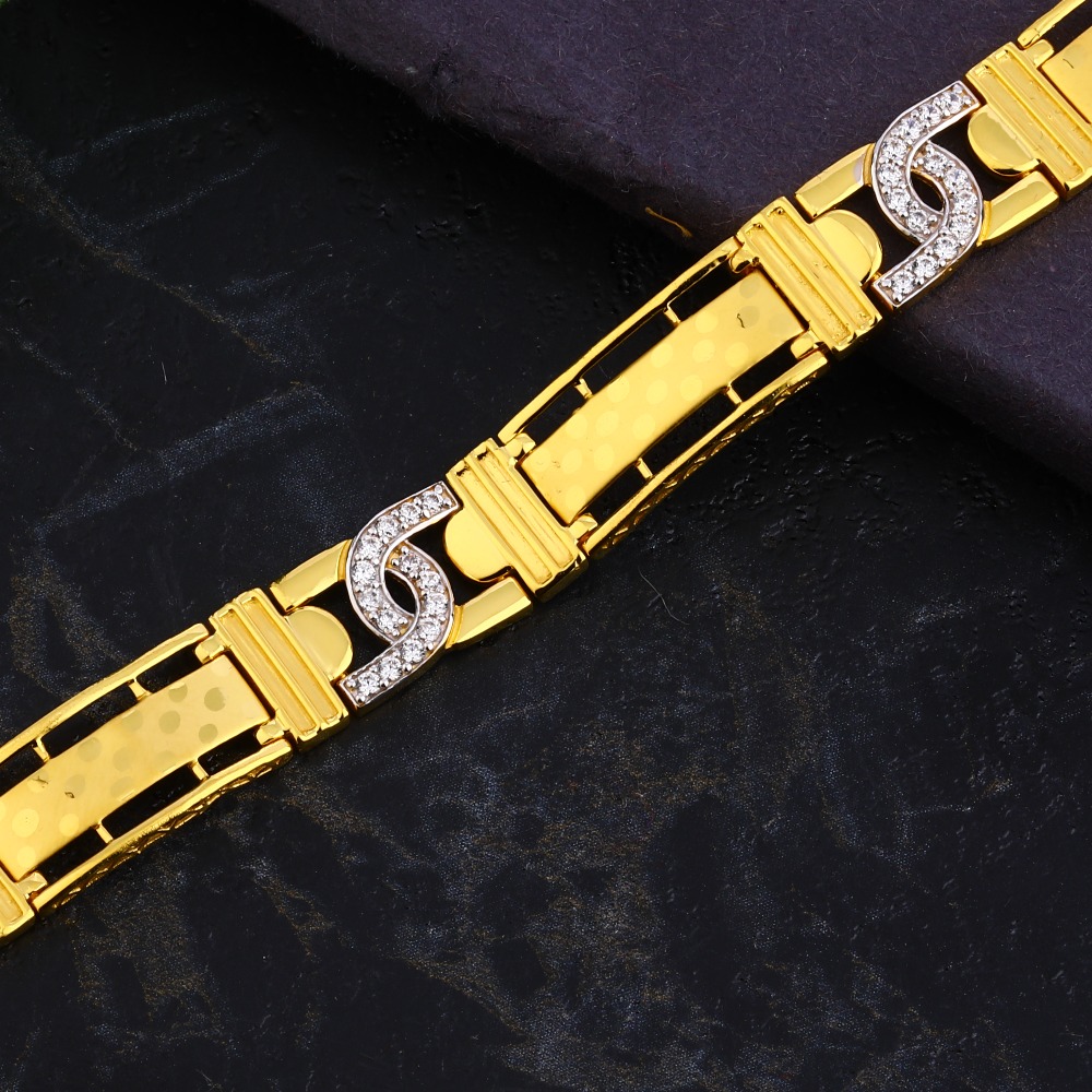 916 Gold Men's Fancy Casting Bracelet MCB116