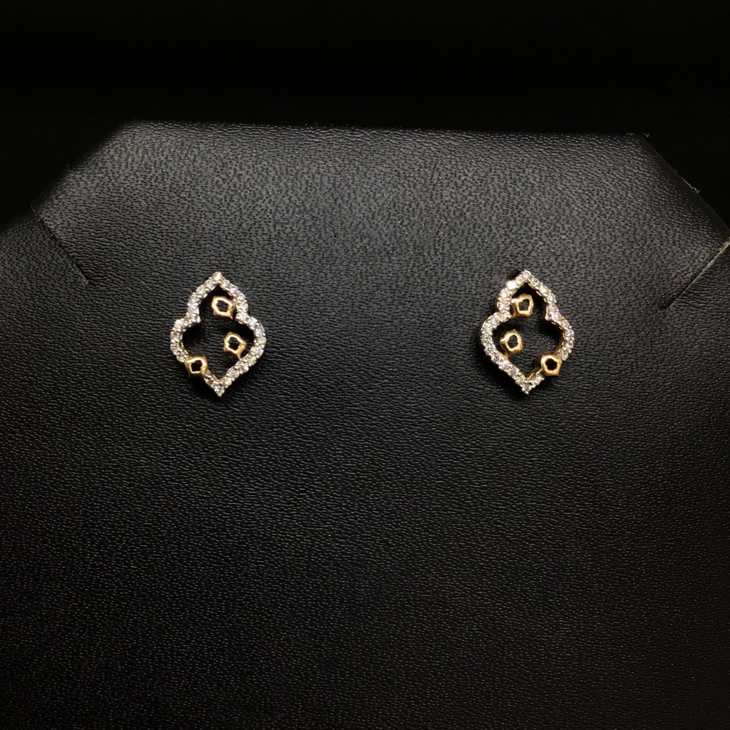 Real diamond fancy pendant set