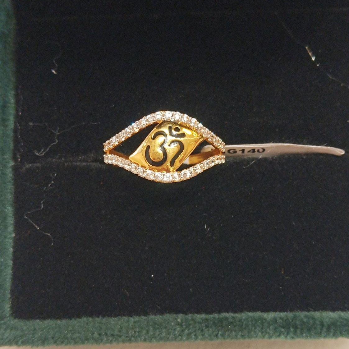 916 Gold Unique Ring