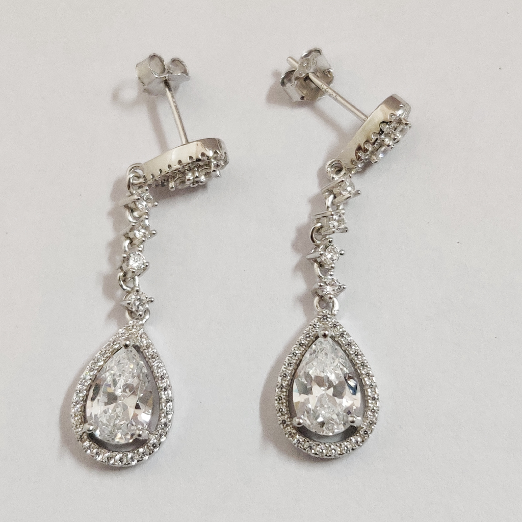 925 sterling silver studded earrings