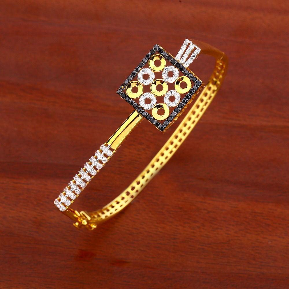 750 Gold CZ Ladies Exclusive Kada Bracelet LKB115