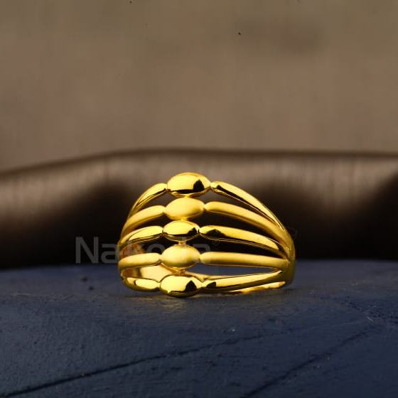 Buy quality 916 Gold Exclusive Ladies Plain Ring LPR502 in Ahmedabad