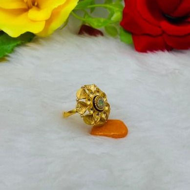 916 Gold Unique Ring