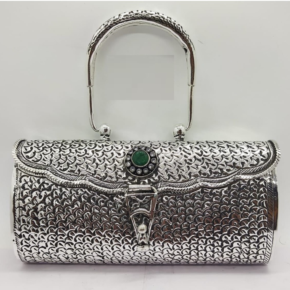 Buy quality 925 pure silver ladies purse with handle in fine nakashii  pO-164-01 in New Delhi