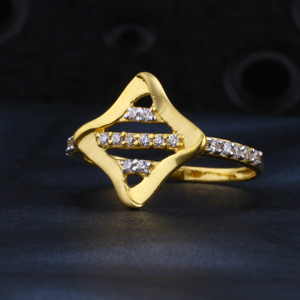 22CT Gold Cz Designer Womens Ring LR1433