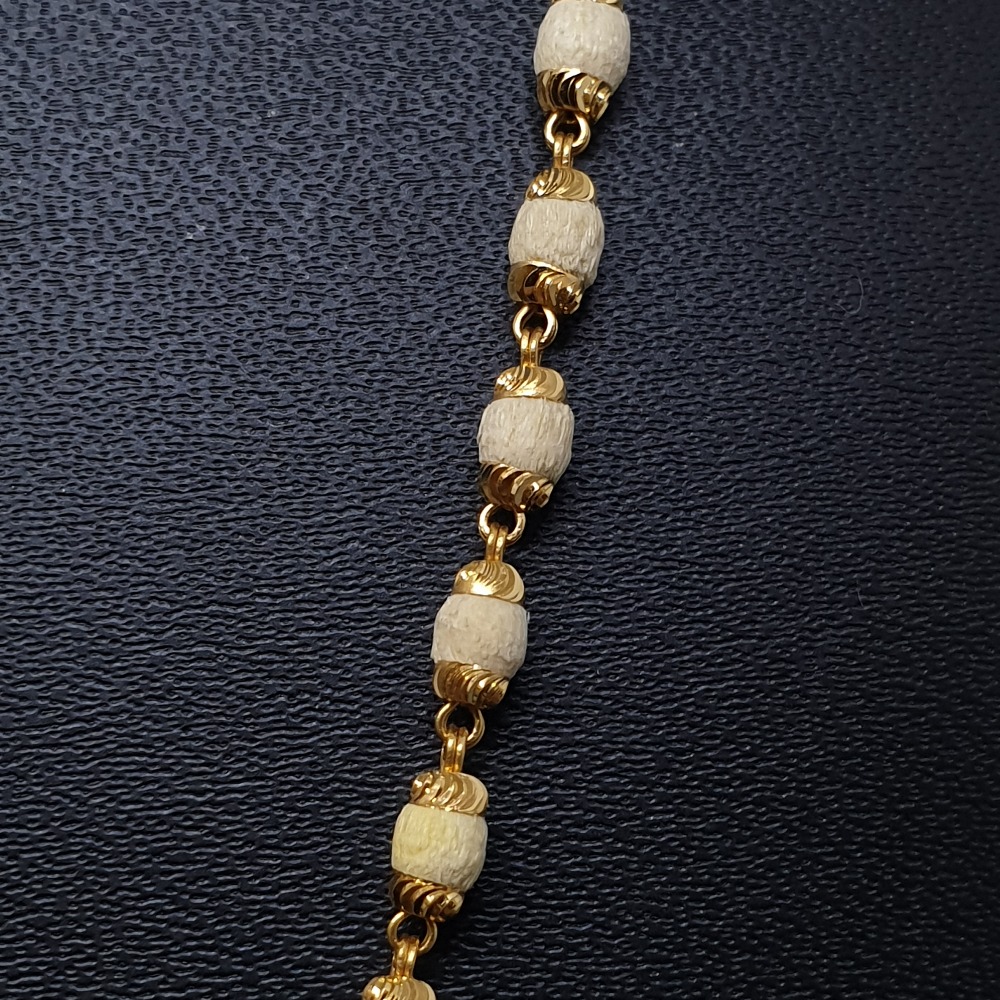 1 Line White Tulsi Mala TMG-0007 Gross Weight-9.290 Net Weight-8.560
