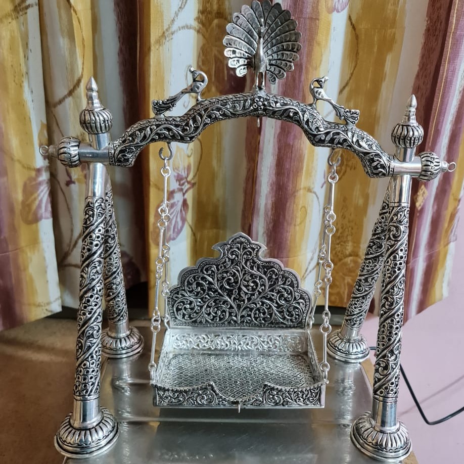 Buy quality 925 Pure Silver Jhulla For Ladoo Gopal in Antique ...