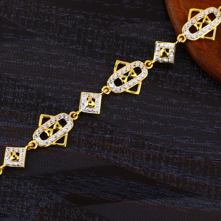 916 Gold Ladies CZ Fancy Bracelet LB404