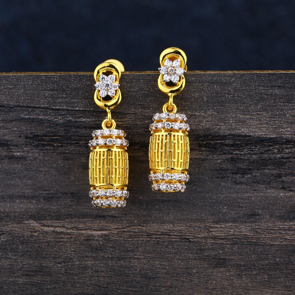 22KT CZ  Gold Ladies Gorgeous  Jhummar Earring LJE361