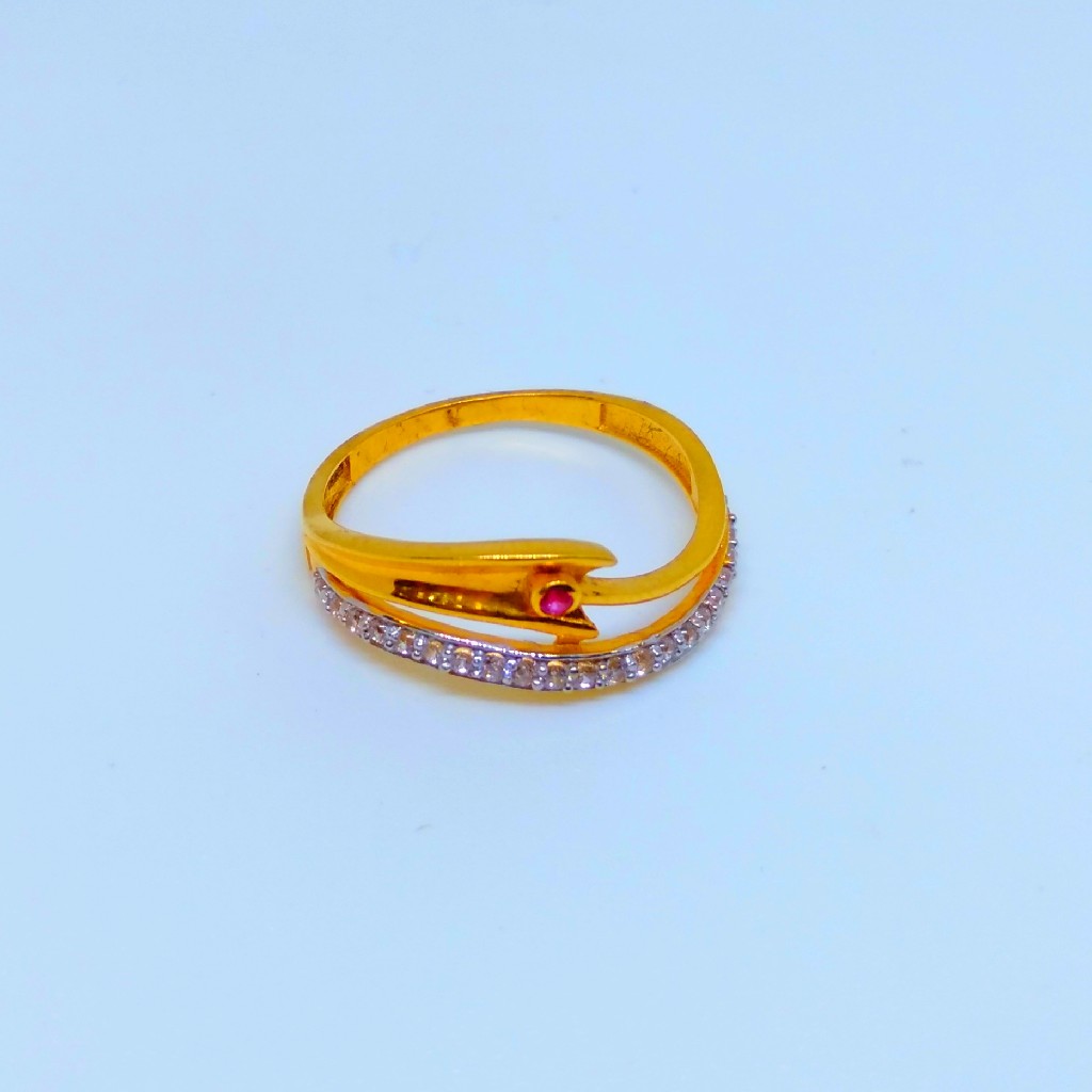 22 KT 916 Hallmark modern Ladies diamond ring