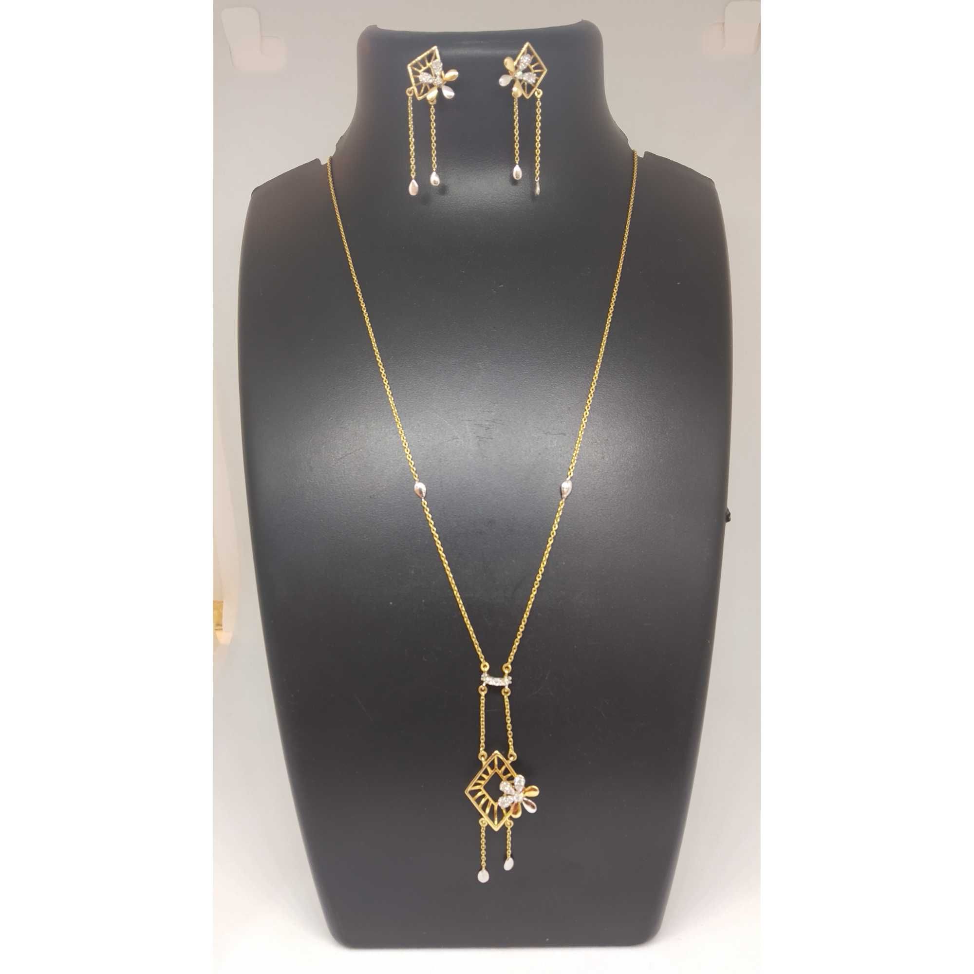 REAL DIAMOND BRANDED CHAIN PENDANT SET