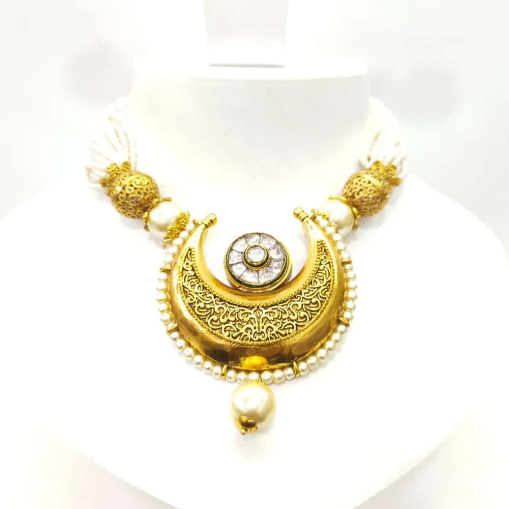 Moon style choker kundan work 