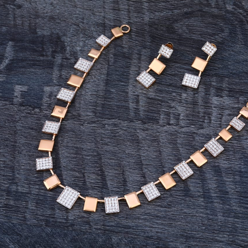 750 Rose Gold Hallmark Gorgeous Ladies Necklace Set RN325