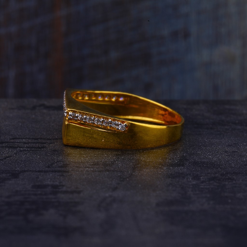 916 Gold Hallmark Mens Fancy Ring MR559