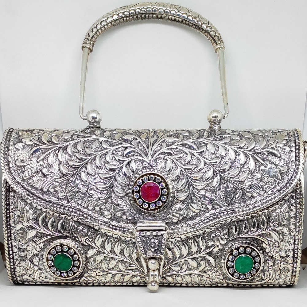 Silver Purses/clutch for Girls 2023 / चांदी के पर्स / Silver Handbags #purse  #handbags #jewellery - YouTube