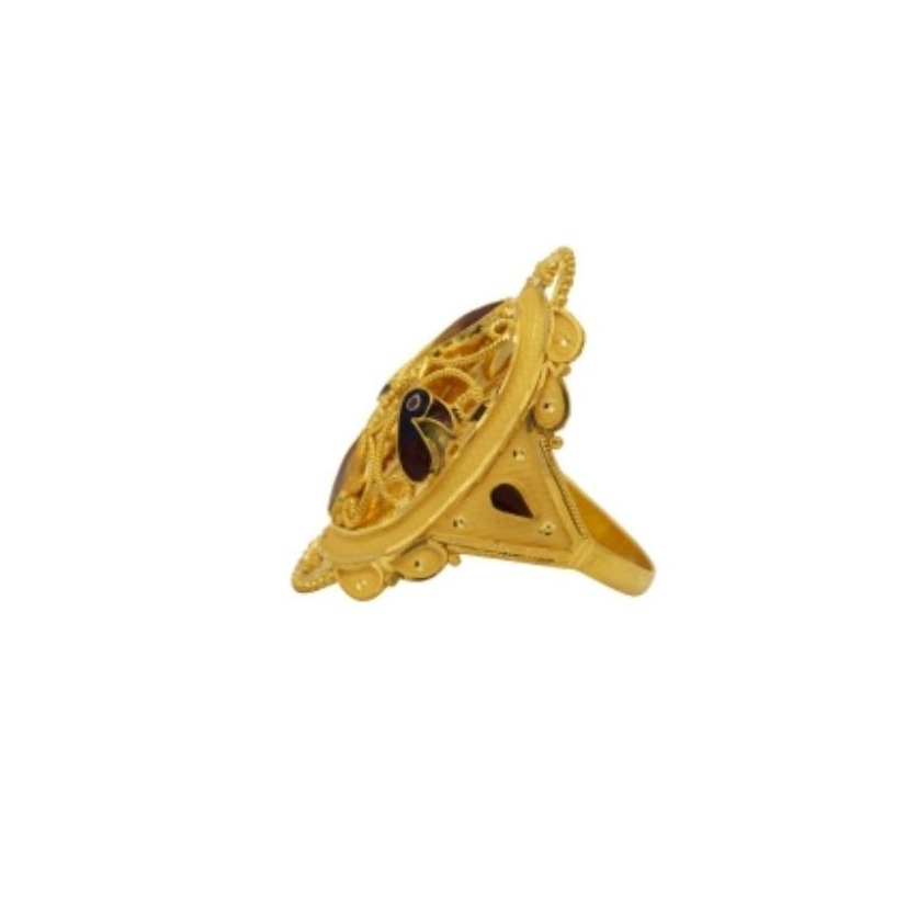 22 k light weight yellow gold ladies ring
