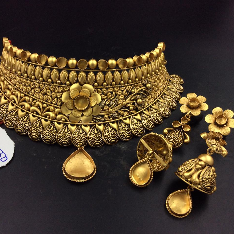 916 gold Rajwadi chakor Necklace Set 