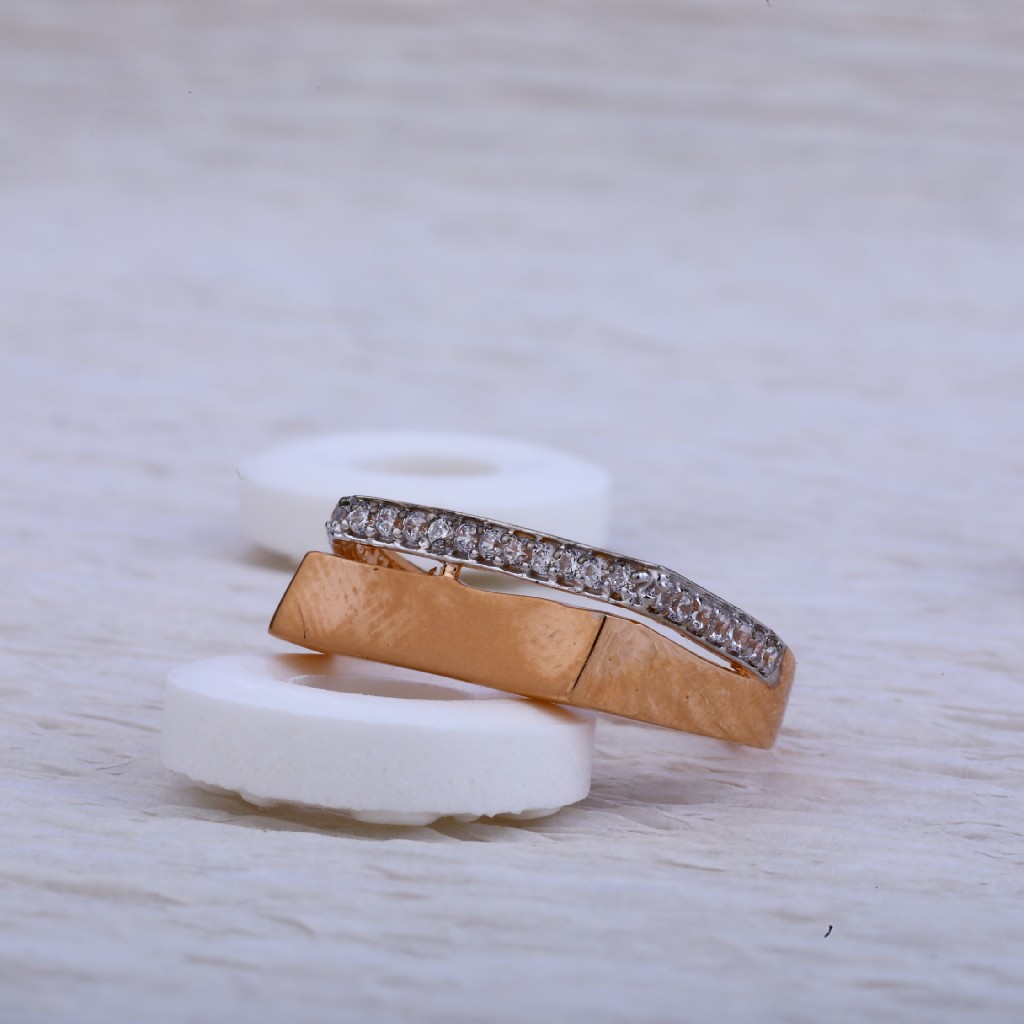 18kt Rose Gold Hallmark Ring RMR30
