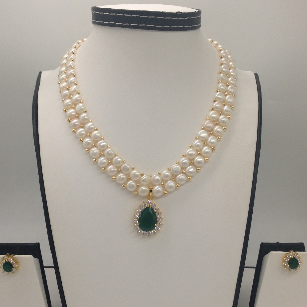 White;green cz pendent set with 2 line button pearls jps0391