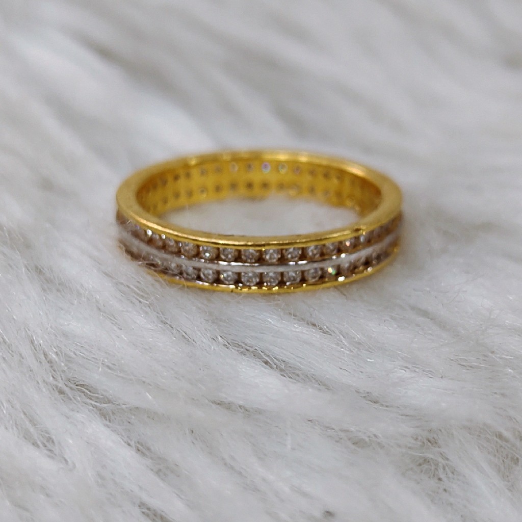 Sleek 18k Gold Thumb Ring| Thumb Rings for Ladies