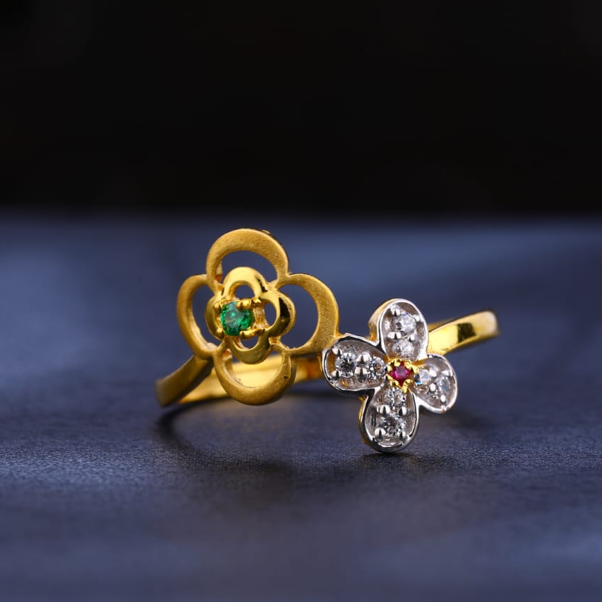 916 Gold CZ Hallmark Stylish Ladies Ring LR346