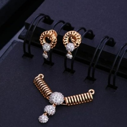18 carat rose gold classical ladies pendants set RH-PS467