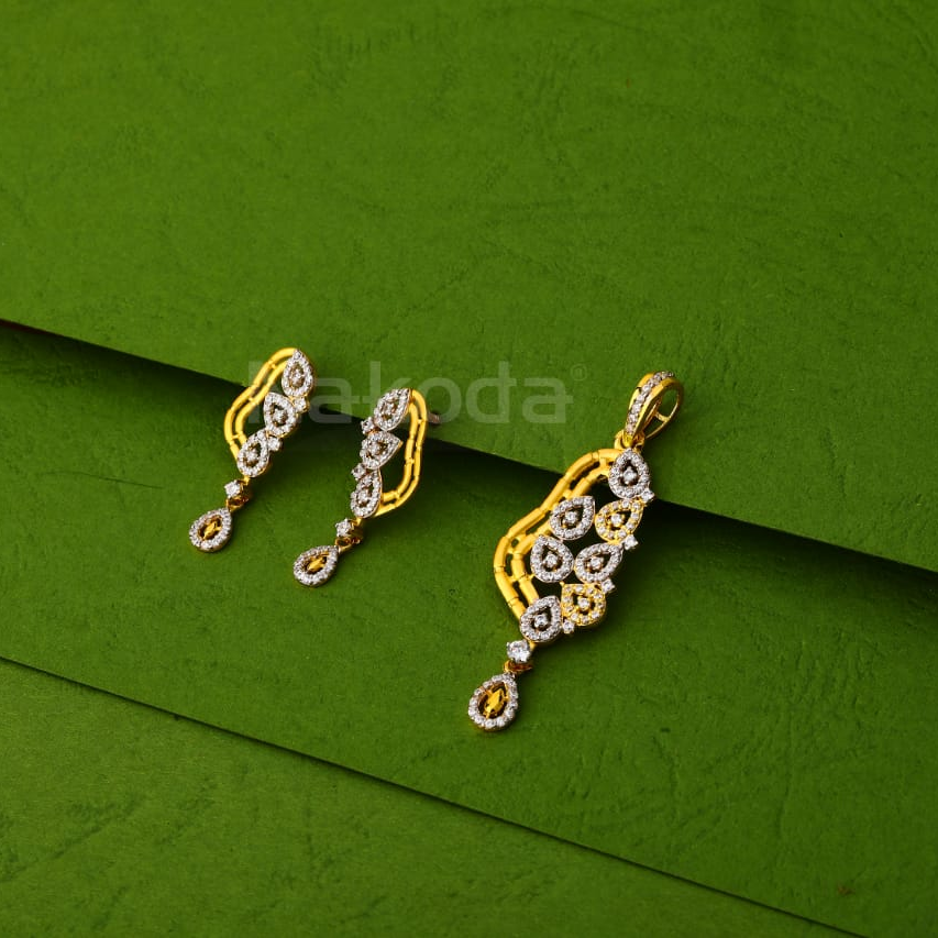 22KT Gold CZ Ladies Gorgeous Pendant Set FPS434
