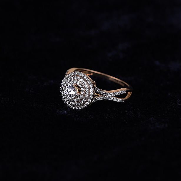 Gold with cz diamond ladies ring