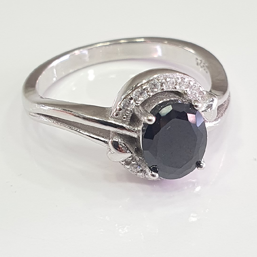 Buy quality 925 Silver Black Stone Ring in Ahmedabad