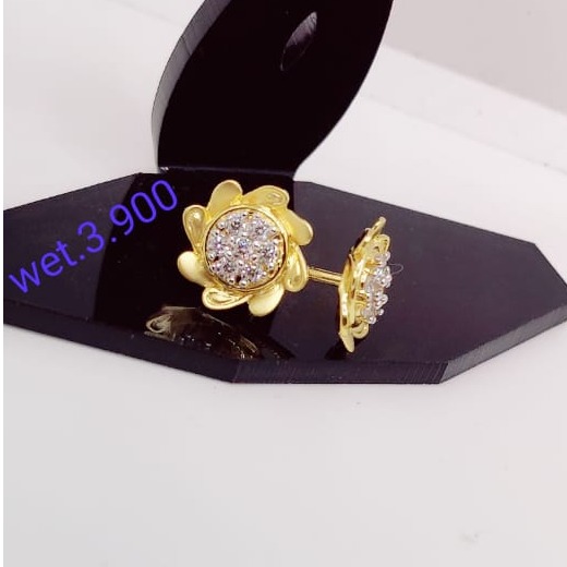 22 carat gold ladies earrings RH-LE830