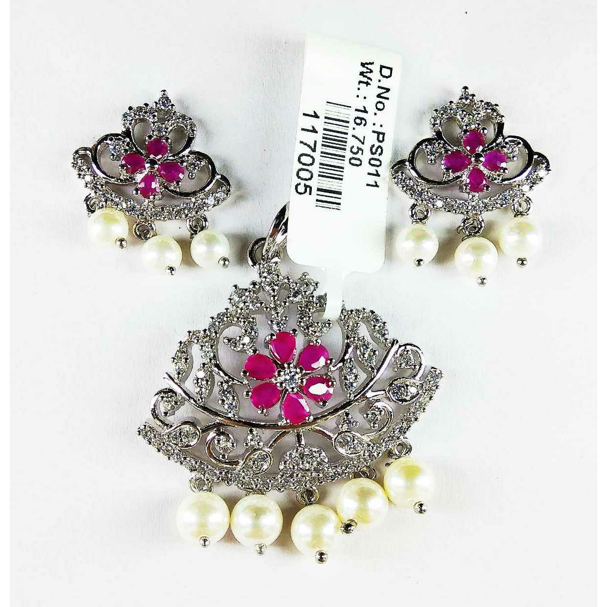Expensive 925 Silver Pendant Set