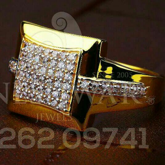 Attractive Gents Ring 916
