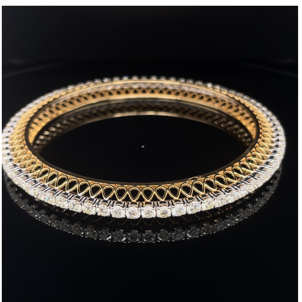 14k gold and natural diamond studded bangle