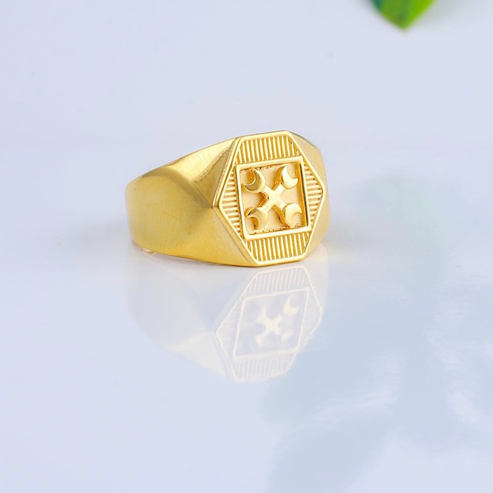 Gold Daily Wear Gents Ring