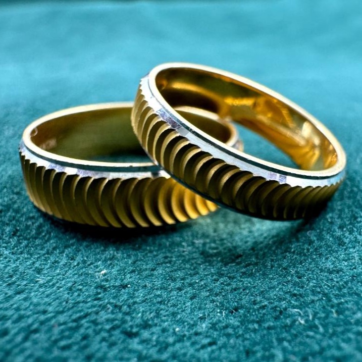 916 gold designer Couple Ring