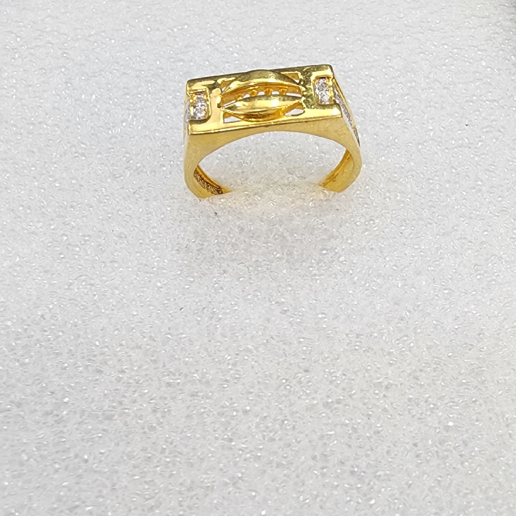 916 Gold Fancy Unique Gents Ring