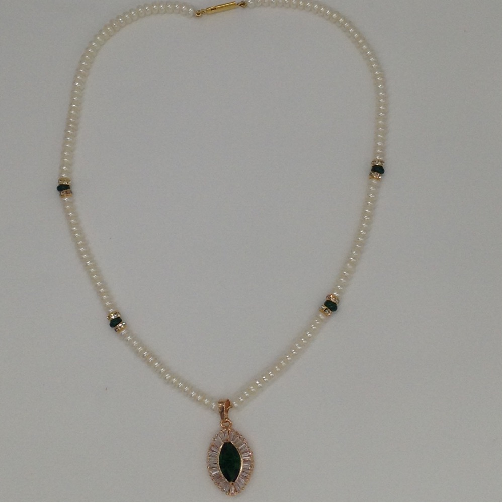 White;green cz pendent set with flat pearls mala jps0134