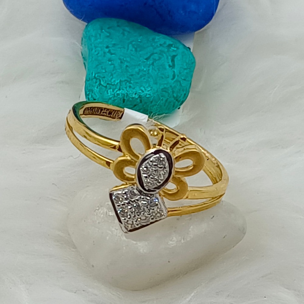 916 Gold Glam Ring