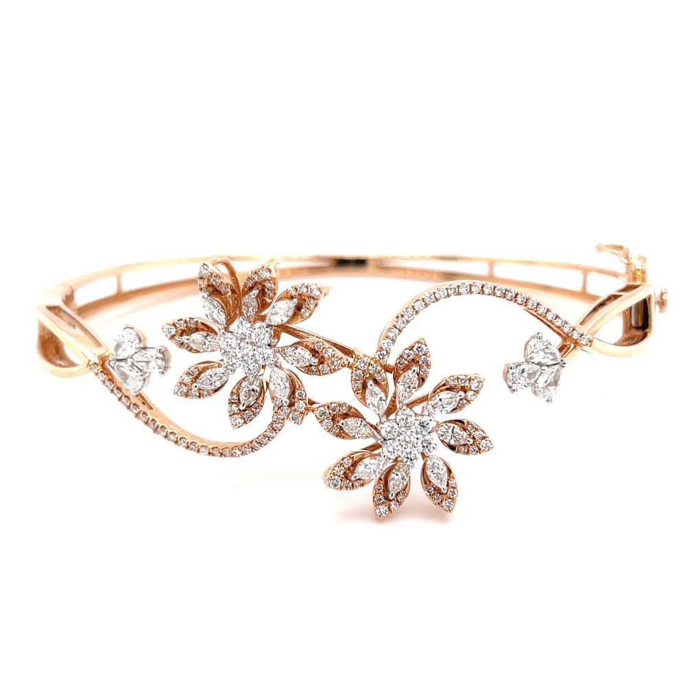 Pulchra Two Flower Bracelet in Rose Gold With Delicate Stems