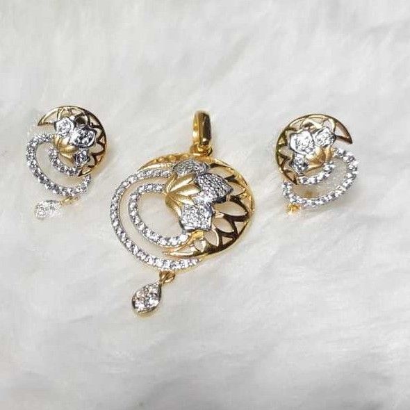 916 exclusive cz pendant set
