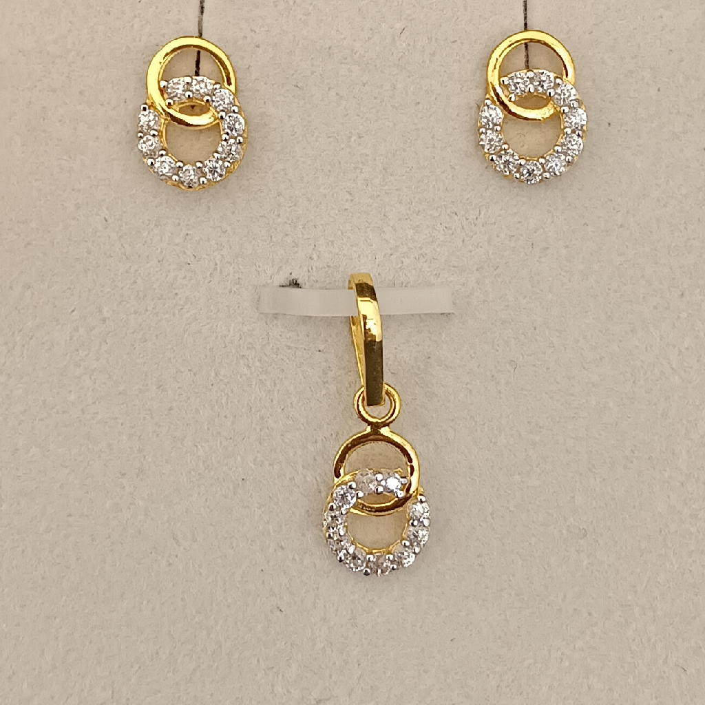 Fancy on sale pendant set