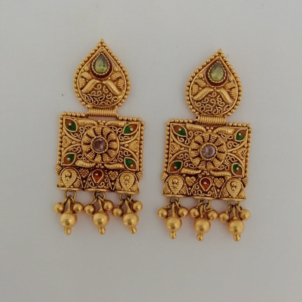 916 gold antique kalkati long earrings