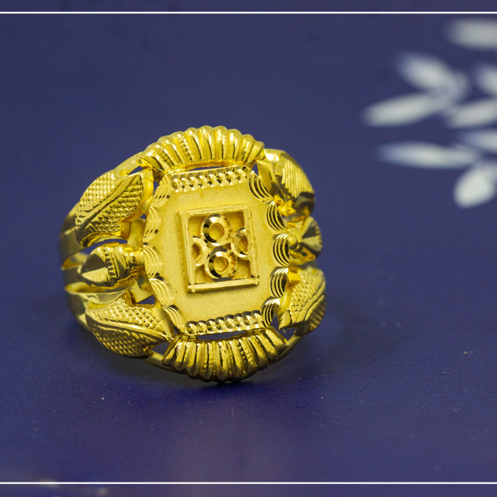 Showroom of 22k yellow gold south pattern hallmarked gents ring | Jewelxy -  219079