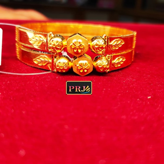 Fancy Bangle